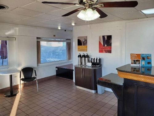 Motel 6-Canon City, CO 719-458-1216 image 6