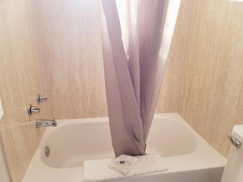 Motel 6-Canon City, CO 719-458-1216 image 9