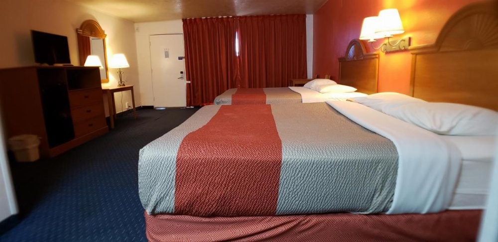 Motel 6-Canon City, CO 719-458-1216 Main image